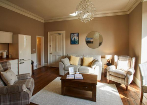 Host & Stay - Havelock Place Apartment